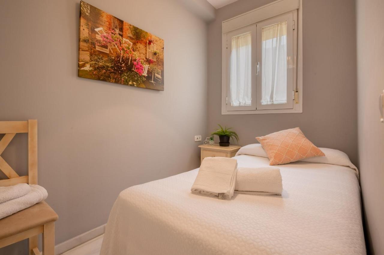 Precioso Apartamento En Triana Sevilla Eksteriør bilde