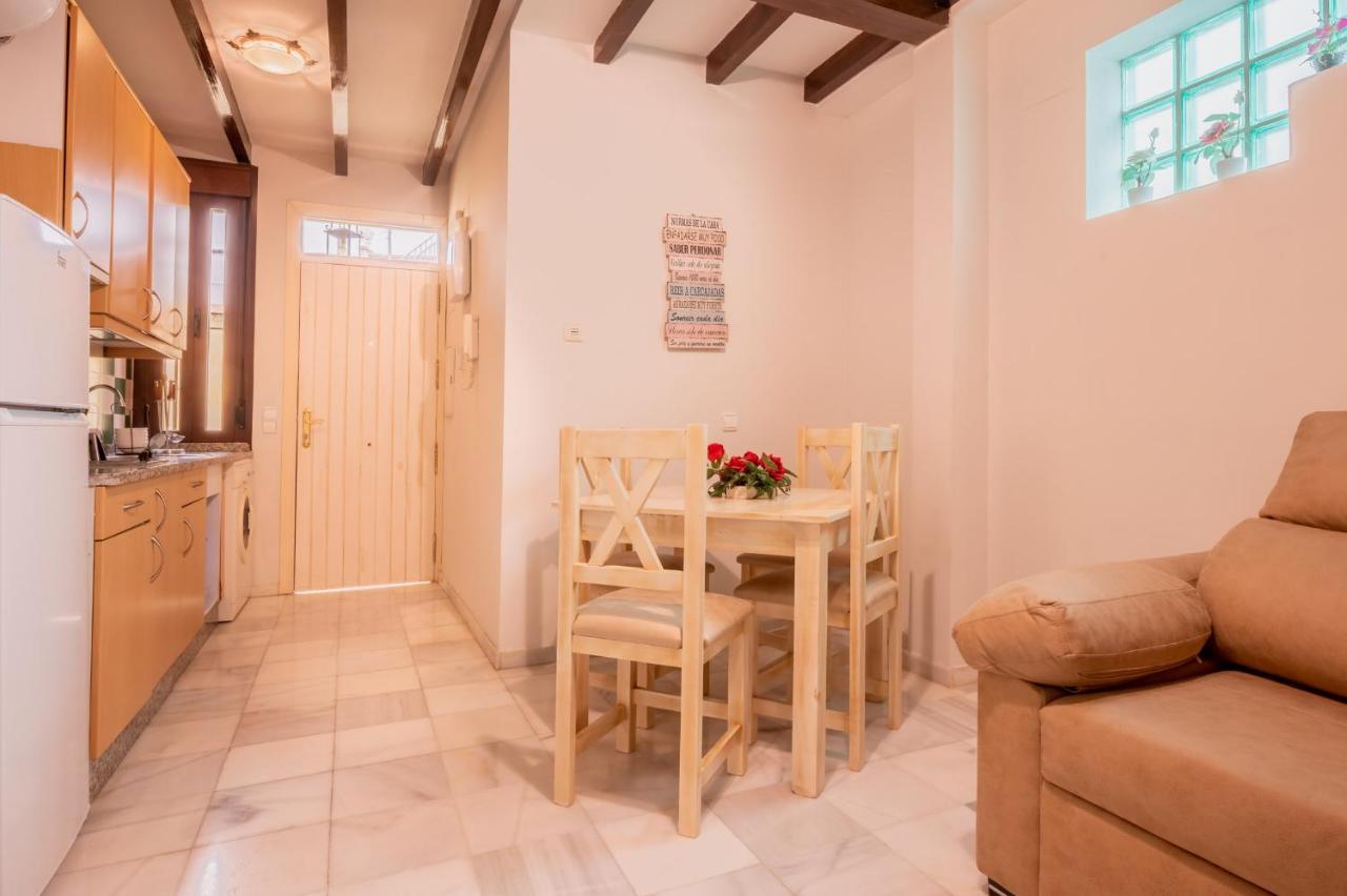 Precioso Apartamento En Triana Sevilla Eksteriør bilde